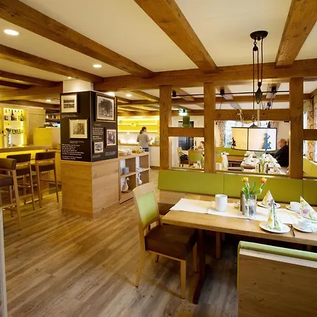 Hotel Teuteberg 3*